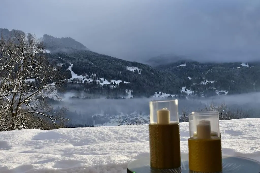 Stylish Place-Amazing Views-3 Main Lifts, Apt Design- Vue Splendide-3 Telecabines Samoens Apartment